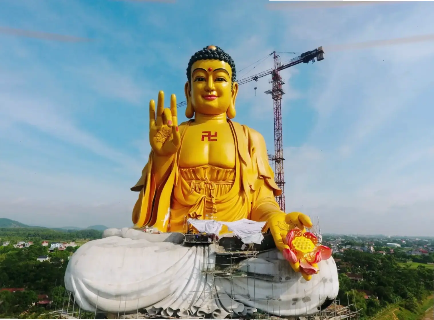 A Di Đà tâm linh sâu sắc hỗ trợ hành trình tu tập, mang đến sự giác ngộ và năng lượng tích cực.