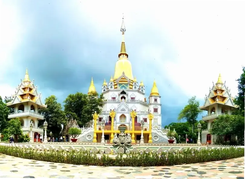 Chùa Bửu Long – nơi trú ngụ của tâm hồn, mang đến sự tĩnh lặng và kết nối sâu sắc với bản thân.