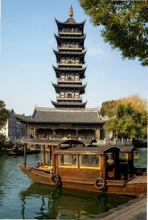 Hình ảnh cổ kính của Ảnh chùa cổ Trung Quốc, lưu giữ lịch sử và truyền thống Phật giáo.