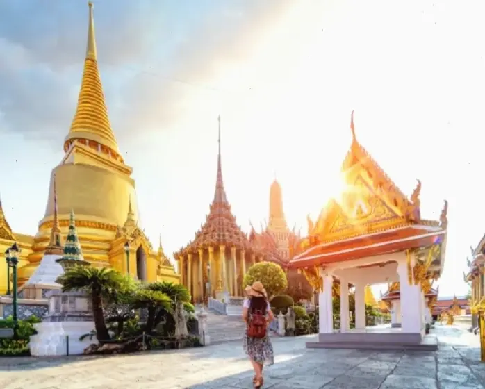 Nghệ thuật chùa Thái Lan: Sự kết hợp hài hòa giữa kiến trúc, điêu khắc và văn hóa truyền thống.