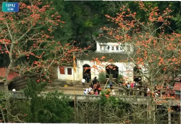 Nơi trú ngụ của linh hồn tại Chùa Hương, giúp bạn tìm thấy sự bình an và kết nối sâu sắc với bản thân.
