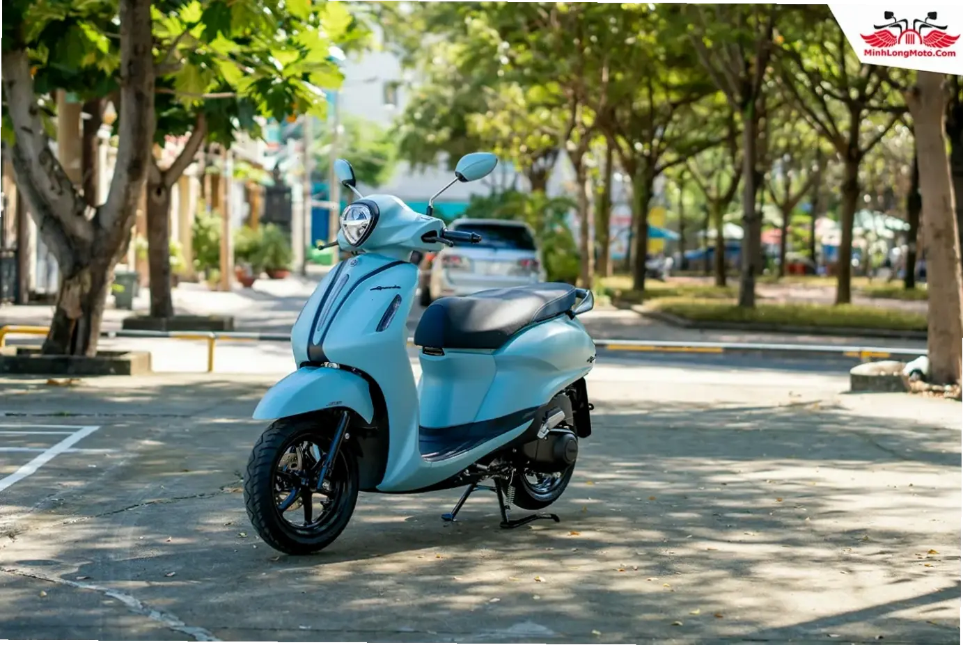 Yamaha Grande Premium Scooter: Đẳng cấp cao cấp với phong cách tinh tế vượt thời gian!