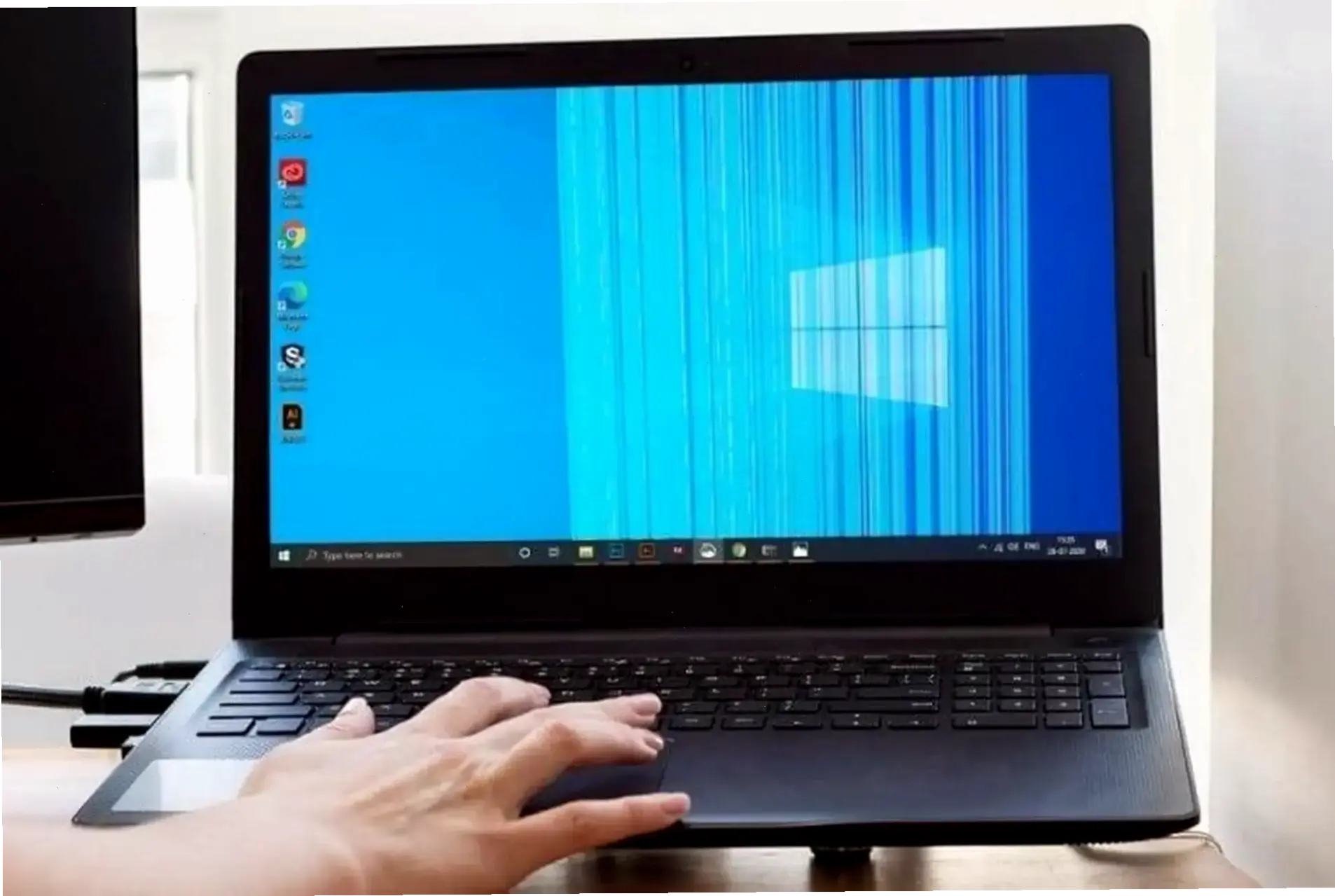 Dấu hiệu màn hình laptop bị hỏng