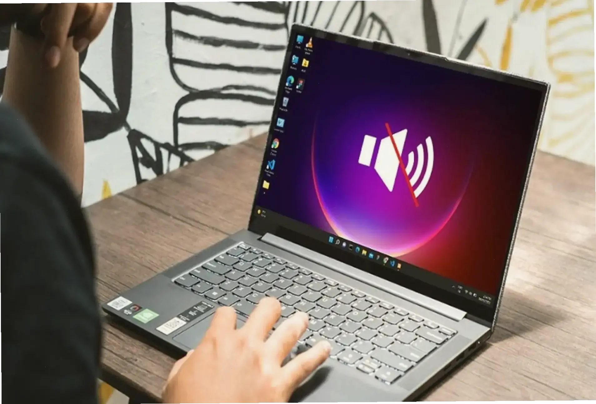 Giới thiệu về loa laptop và tầm quan trọng của việc kiểm tra