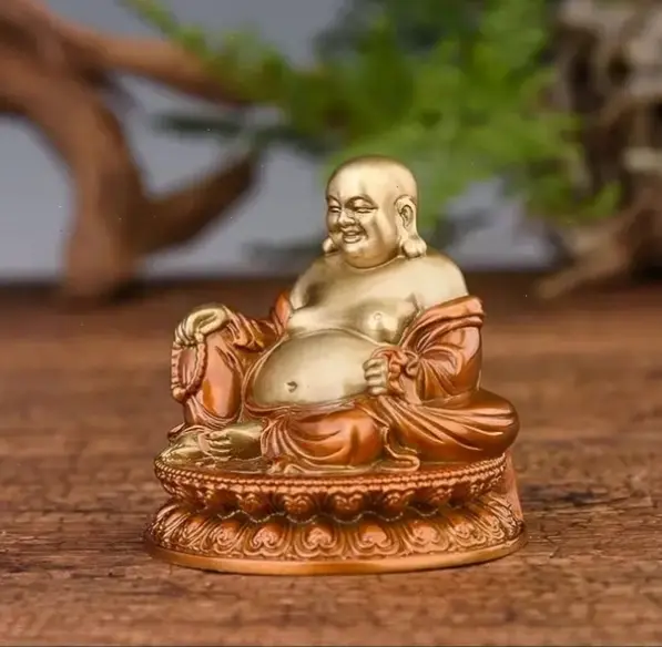 Hành trình về quá khứ với Ảnh tượng Phật thạch anh cổ, lưu giữ nét đẹp huyền bí và giá trị văn hóa qua thời gian.