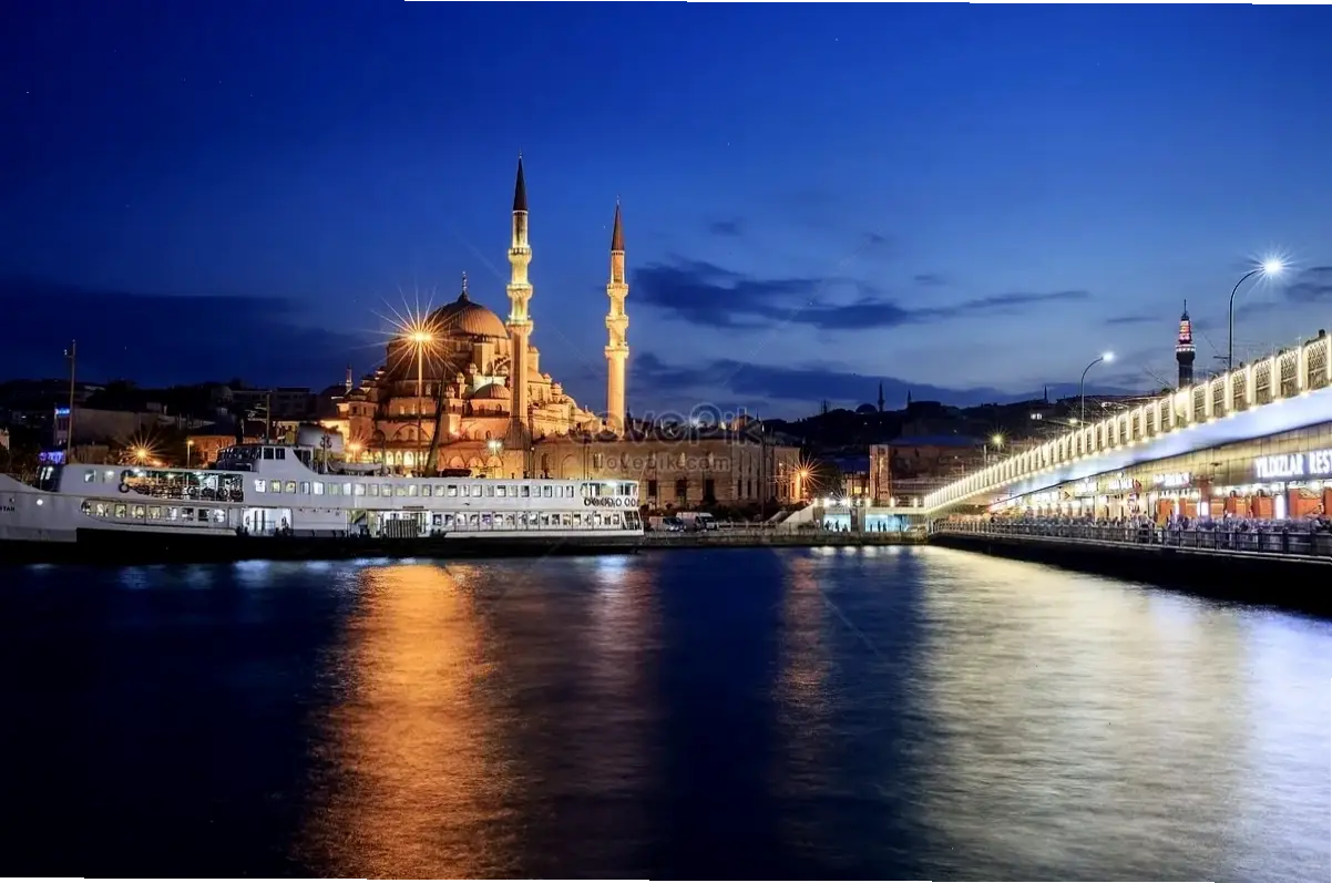 Istanbul về đêm đầy sức sống với ánh sáng lấp lánh và âm thanh nhộn nhịp, một trải nghiệm qua hình ảnh tuyệt vời.