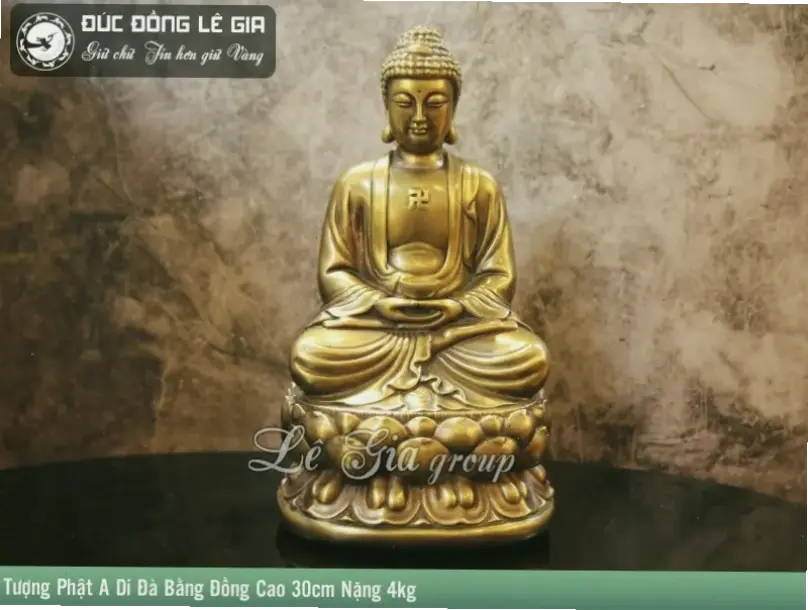 Kết nối tâm linh sâu lắng với Tượng Phật pha lê tâm linh, nguồn năng lượng tích cực và sự giác ngộ.