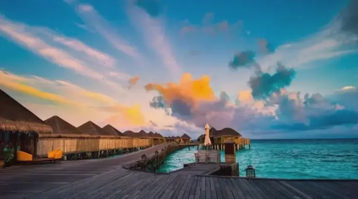 Khám phá vẻ đẹp Maldives qua ảnh 4K sắc nét, đưa bạn vào thiên đường biển xanh lộng lẫy.