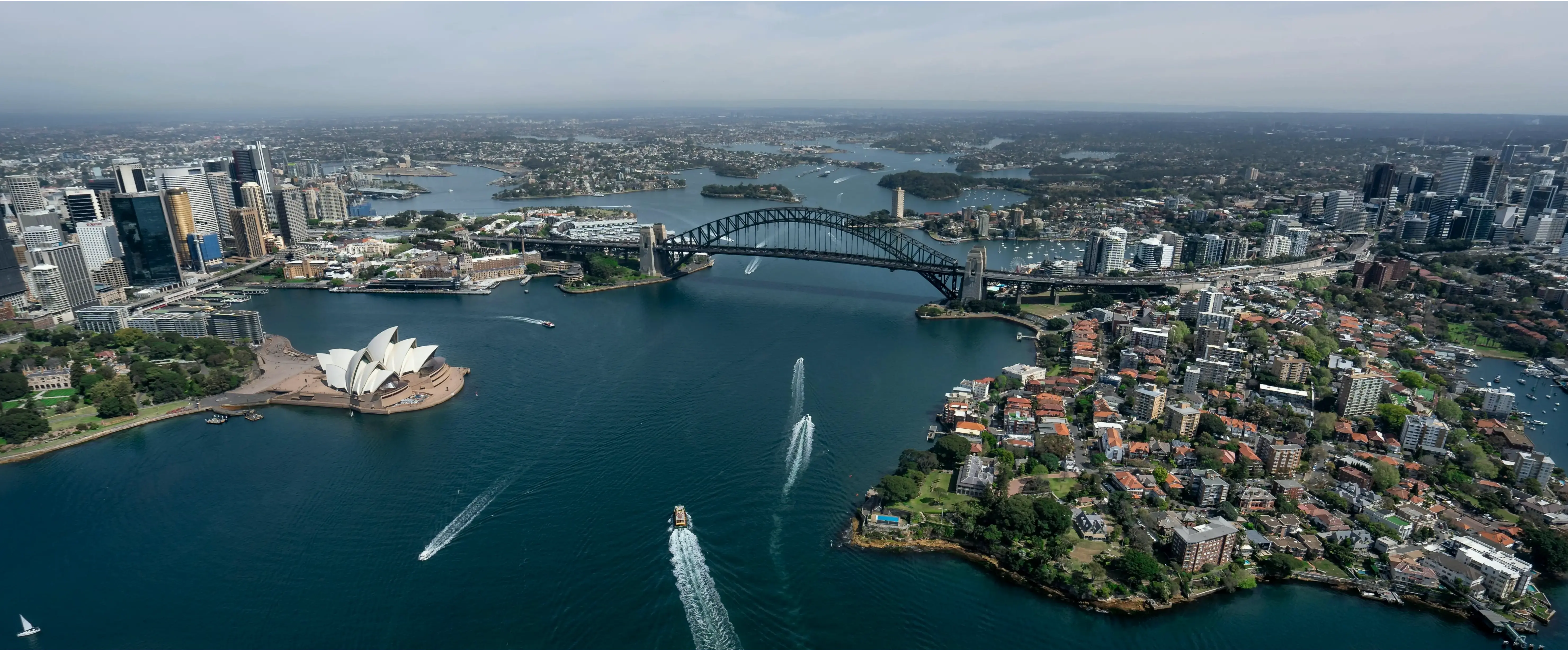 Khám phá vẻ đẹp Sydney qua ảnh 4K sắc nét, mang đến trải nghiệm sống động như đang dạo bước trên phố.