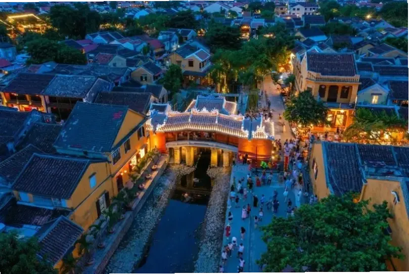 Những bức ảnh chùa cổ Hội An lưu giữ lịch sử và nét đẹp văn hóa qua thời gian huyền thoại.