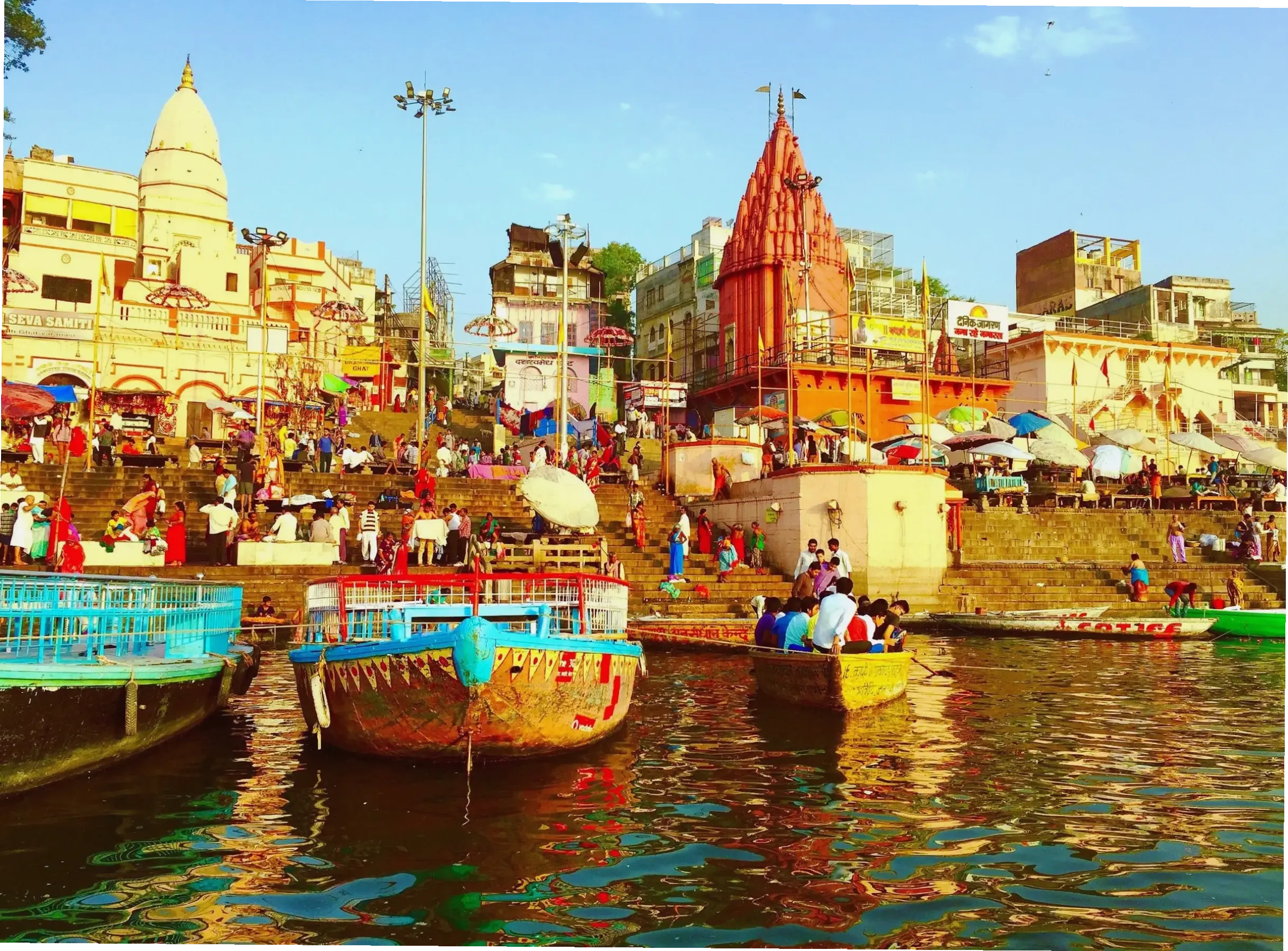 Phật Varanasi tối giản với thiết kế tinh tế, mang lại sự thanh thản và sâu lắng cho tâm hồn.