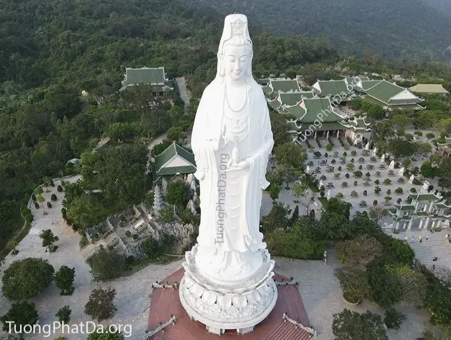 Quan Âm tối giản: Thiết kế tinh tế, đơn giản, giúp kết nối sâu với thế giới tâm linh.