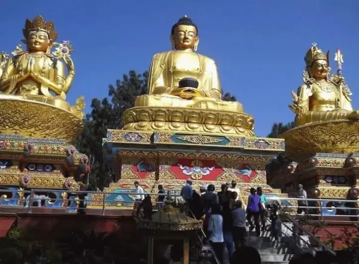 Tranh Phật Nepal nghệ thuật kết hợp truyền thống và hiện đại, giúp bạn tìm thấy sự tĩnh lặng và cảm hứng sáng tạo.