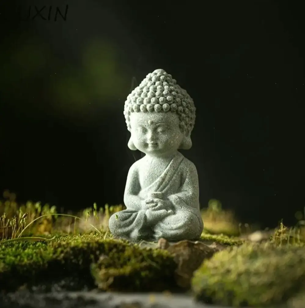 Tượng Phật thạch anh bình an là biểu tượng của sự thư giãn và hạnh phúc, bảo vệ bạn mỗi ngày.