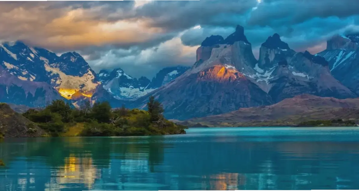 Avatar đôi cánh 3D mang bạn bay lượn tự do trong thế giới ảo, với thiết kế sống động và đầy sáng tạo, mở ra những trải nghiệm phiêu lưu bất tận!