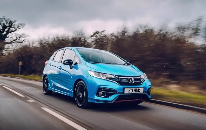 Cảm nhận sự phấn khích với Honda Jazz Sport Hatchback, xe thể thao đầy năng lượng và phong cách!