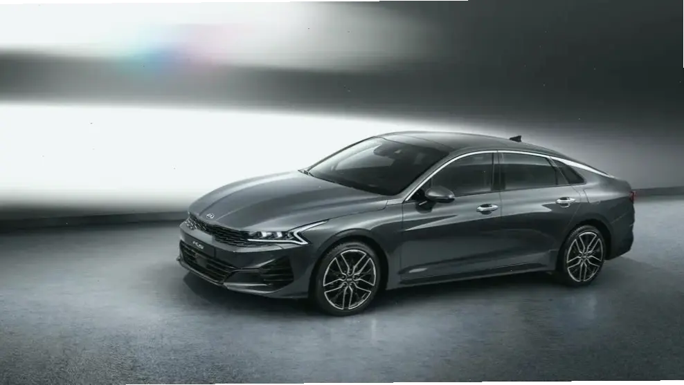 Cập nhật mới mẻ với Kia Optima 2023 Model, tập trung vào an toàn, tiết kiệm nhiên liệu và phong cách tinh tế.