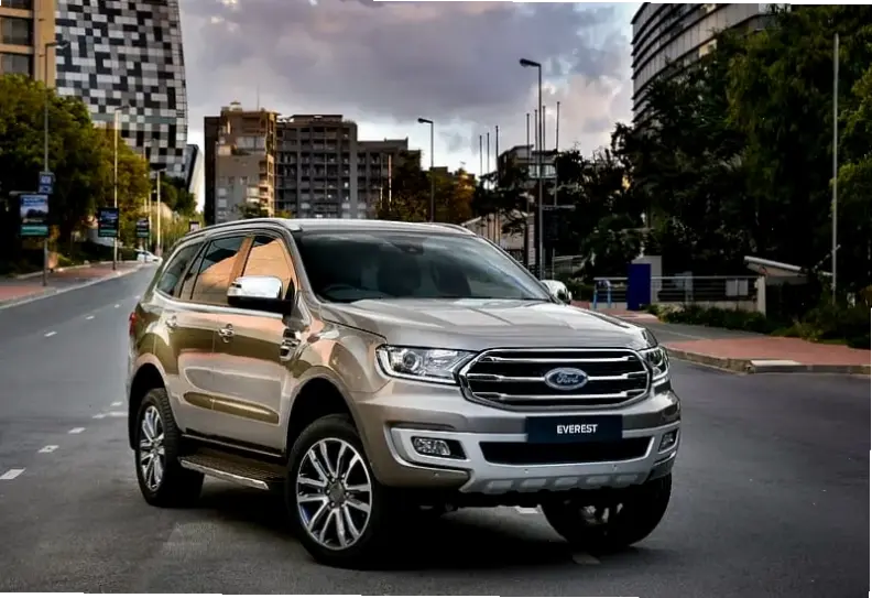 Ford Everest Urban Vehicle linh hoạt cho thành phố. Kết hợp sức mạnh và tiết kiệm!