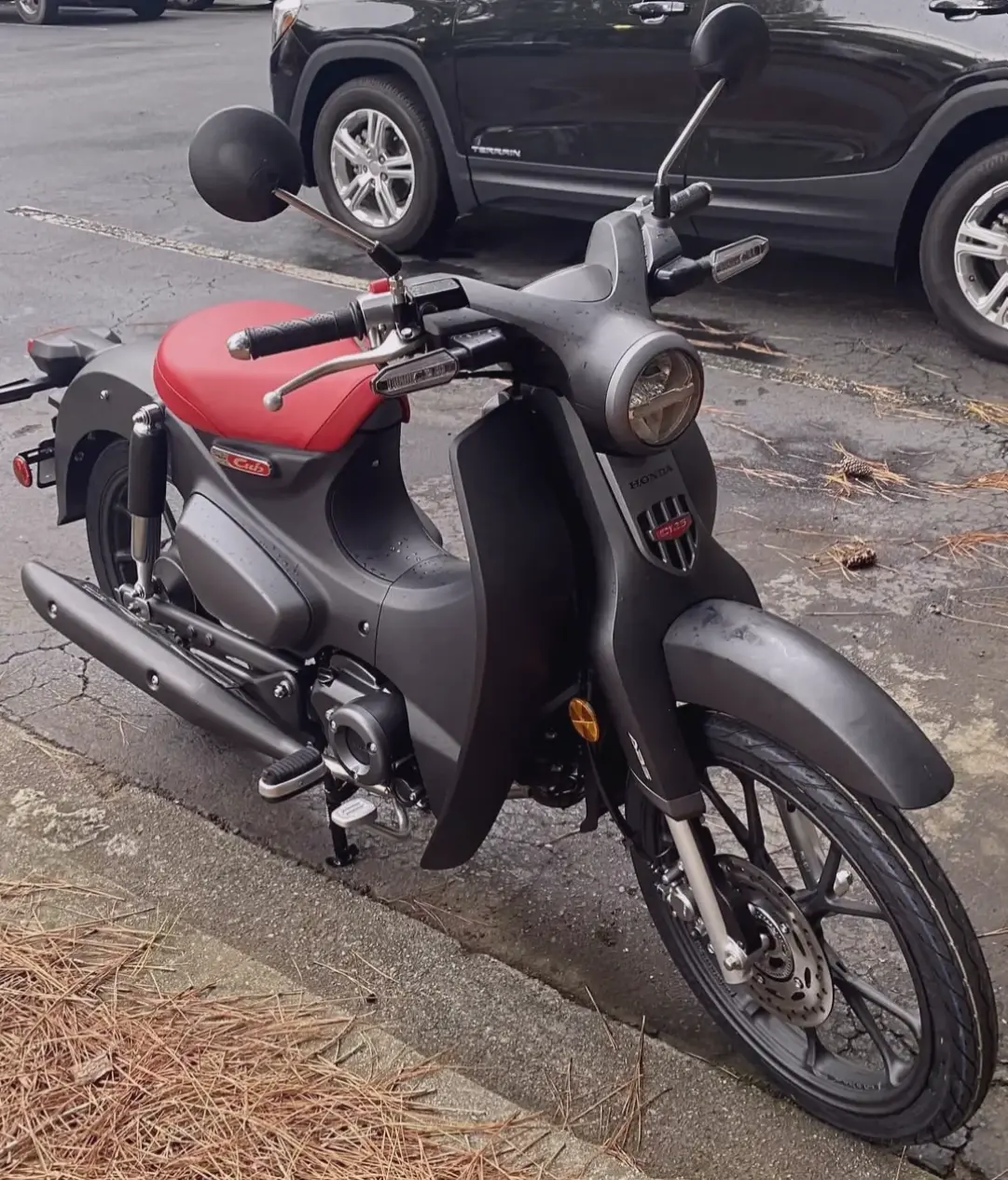 Honda Super Cub Classic Motorcycle: Thiết kế kinh điển, bền bỉ theo thời gian, biểu tượng của sự đơn giản và phong cách!