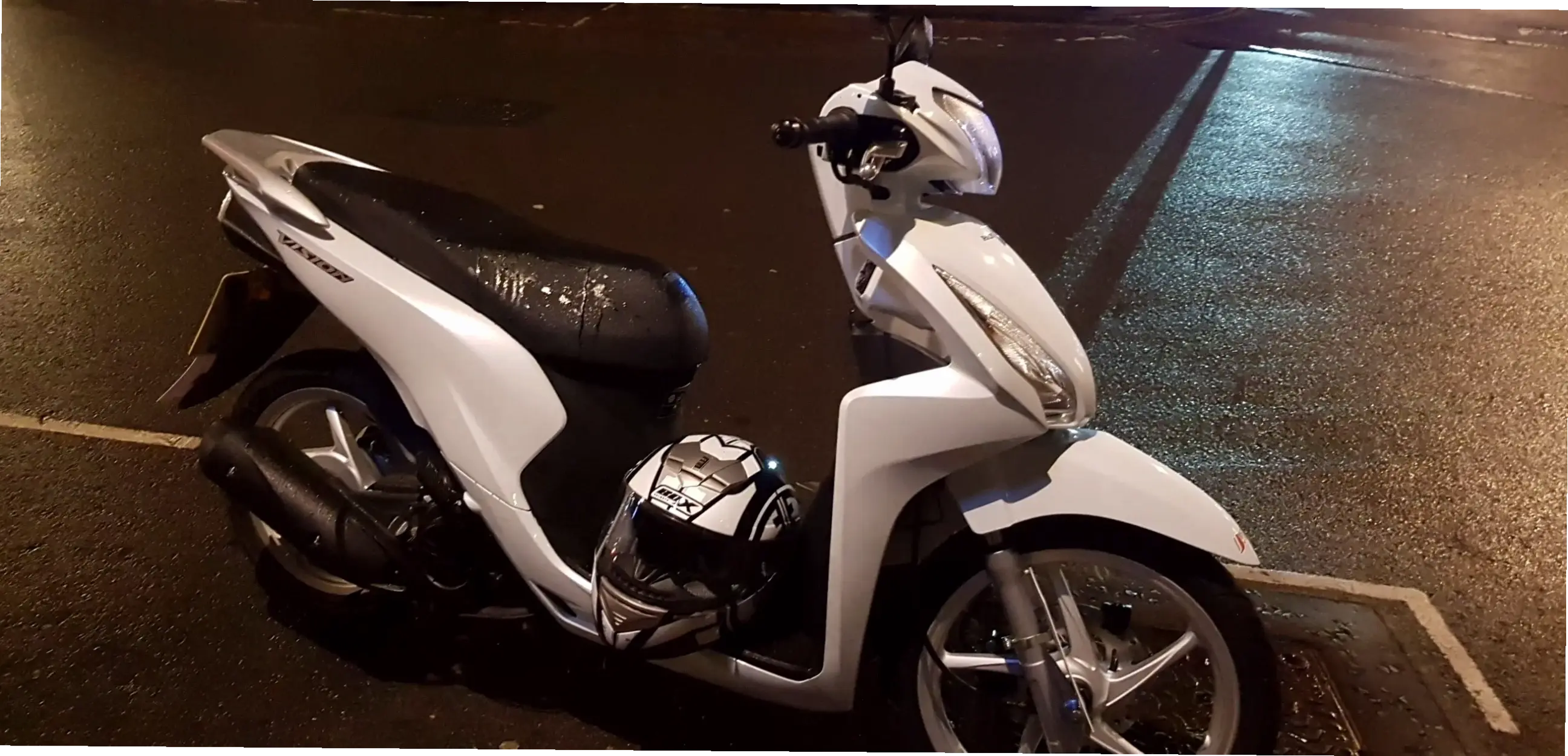 Honda Vision Affordable Bike: Giá cả phải chăng, chất lượng cao, lựa chọn thông minh cho mọi người.