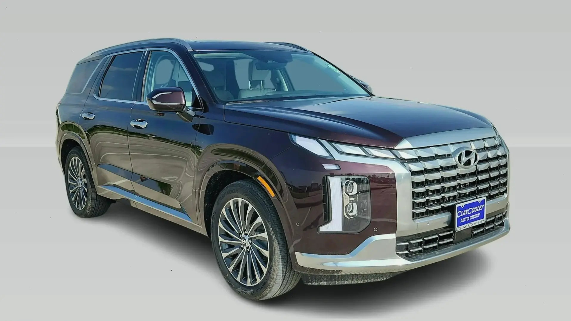 Hyundai Palisade Urban SUV lý tưởng cho đô thị, dễ dàng di chuyển với phong cách hiện đại.