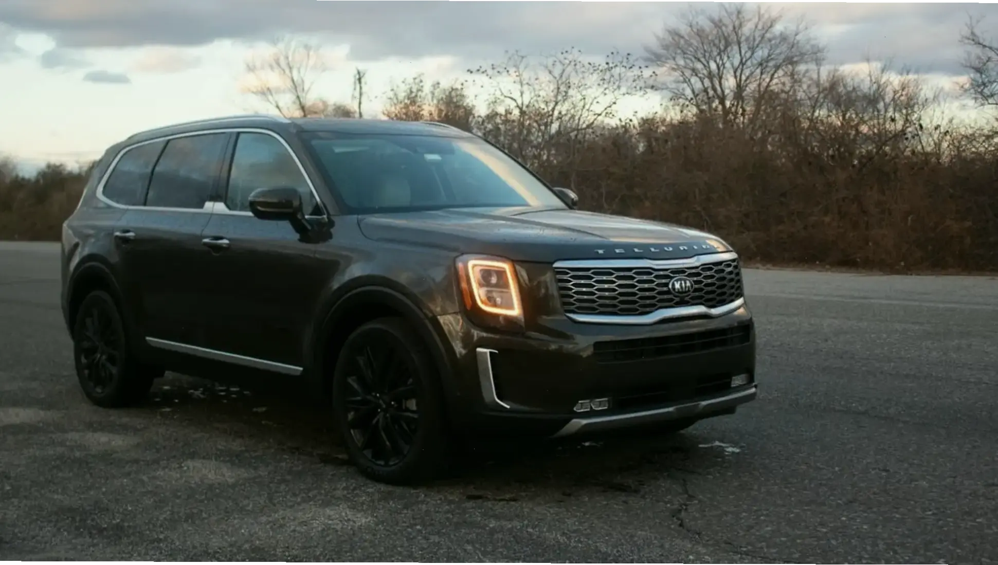 Khám phá Kia Telluride Family SUV: Đồng hành lý tưởng cho gia đình với sự thoải mái tối đa!