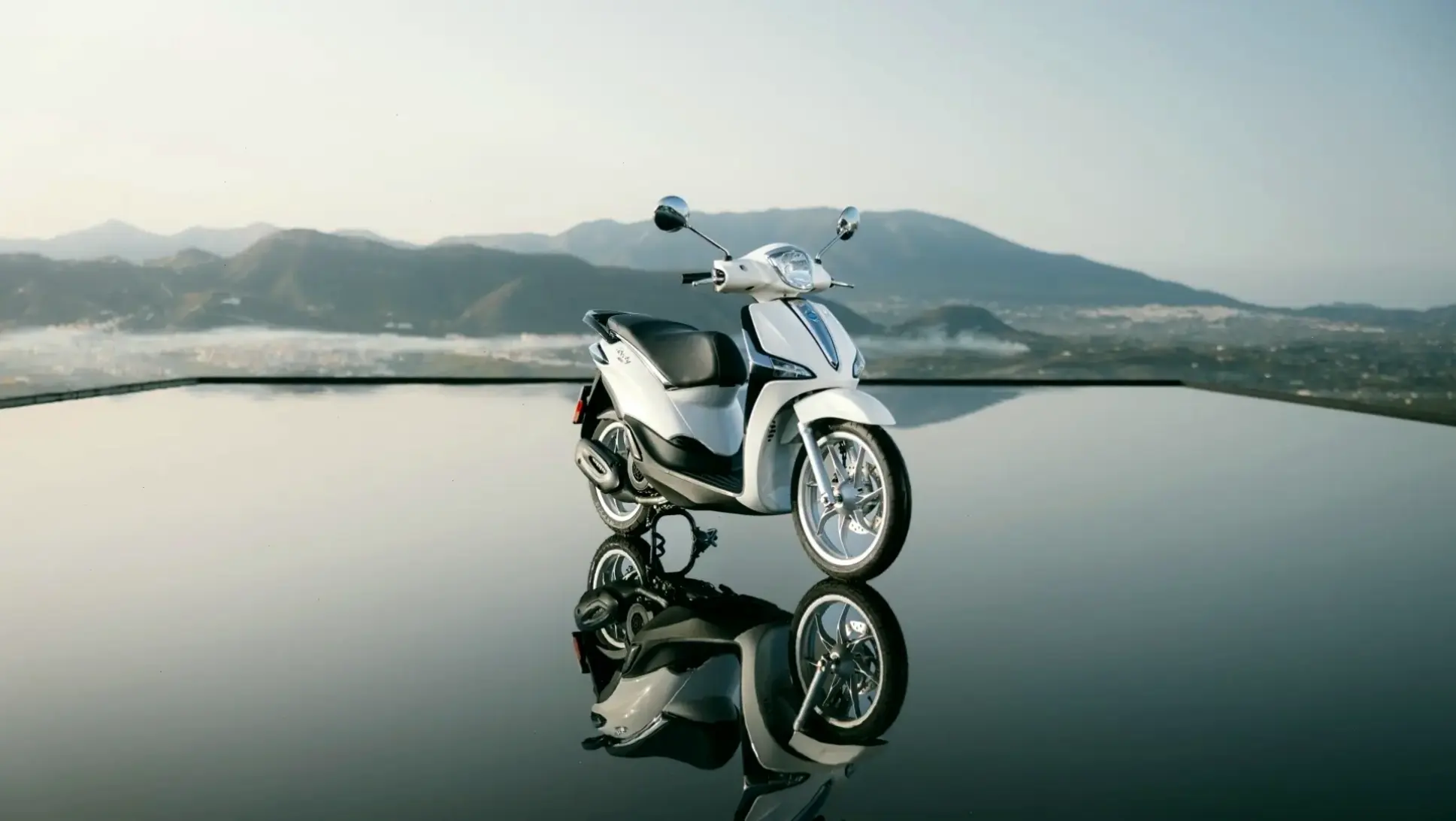 Khám phá Piaggio Liberty Scooter 2025 với công nghệ tiên tiến và thiết kế hiện đại, mang đến trải nghiệm lái xe đỉnh cao!