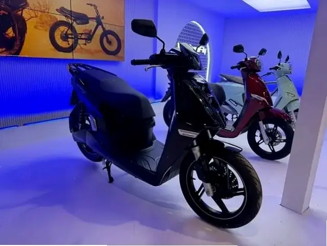 Khám phá VinFast Theon Electric Scooter 2025 với công nghệ tiên tiến, di chuyển xanh và phong cách đô thị hiện đại.