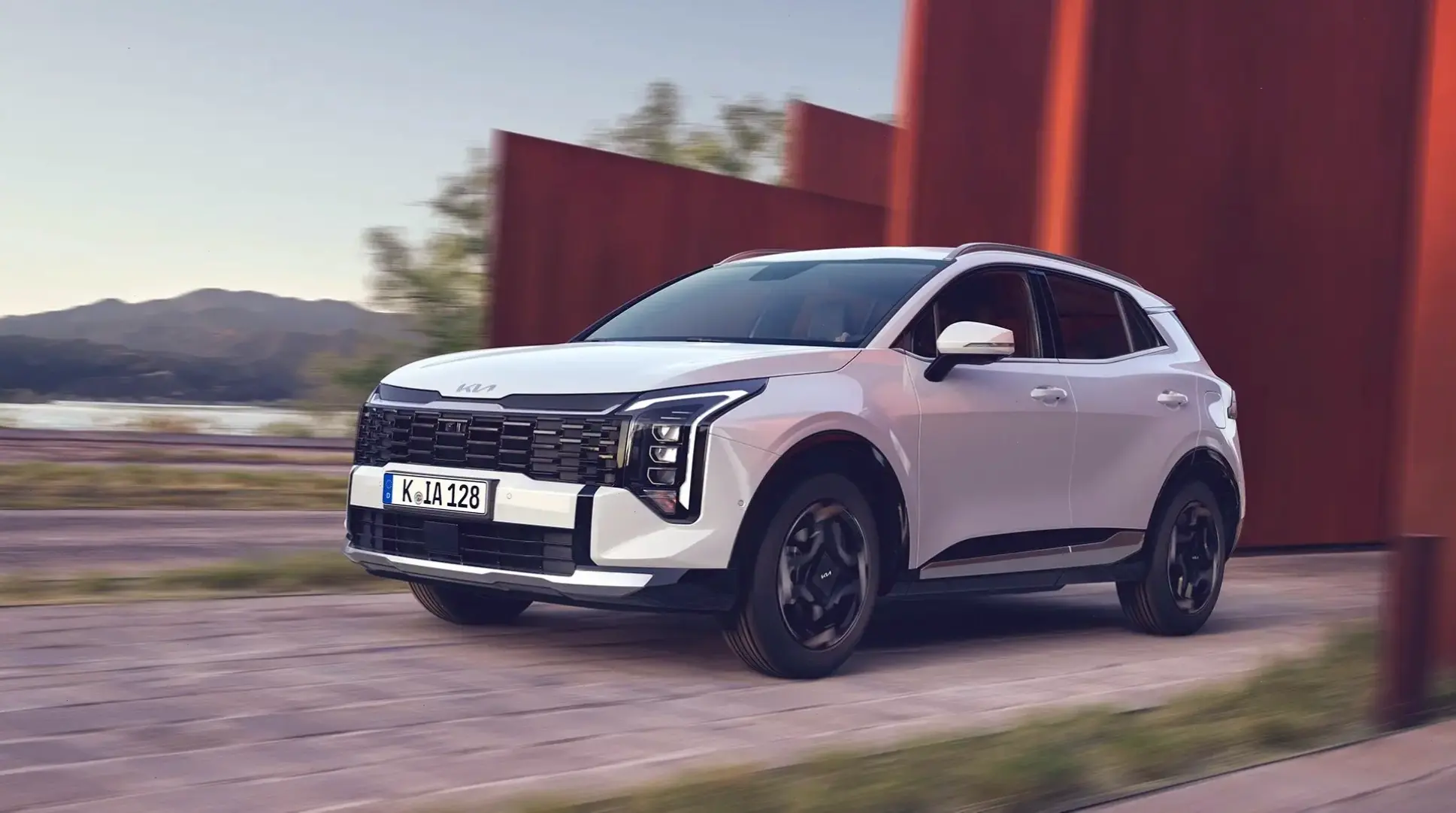 Kia Sportage Modern Car mang thiết kế đương đại, tích hợp công nghệ thông minh cho lối sống hiện đại.