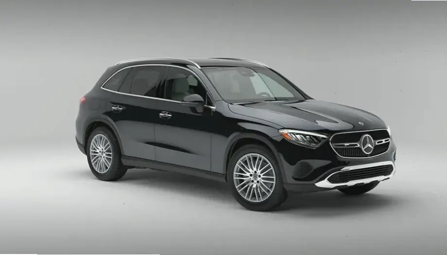 Lựa chọn Mercedes-Benz GLC Premium SUV cho sự xa xỉ và tiện nghi đỉnh cao.