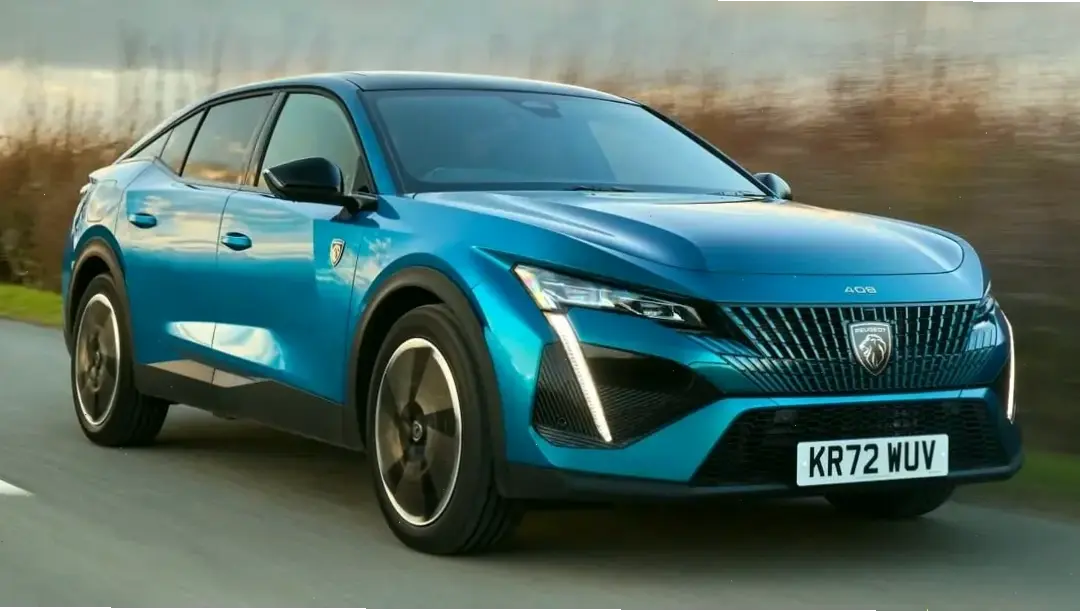 Peugeot 408 Sport SUV dành cho những ai yêu thích phiêu lưu và hiệu suất mạnh mẽ.