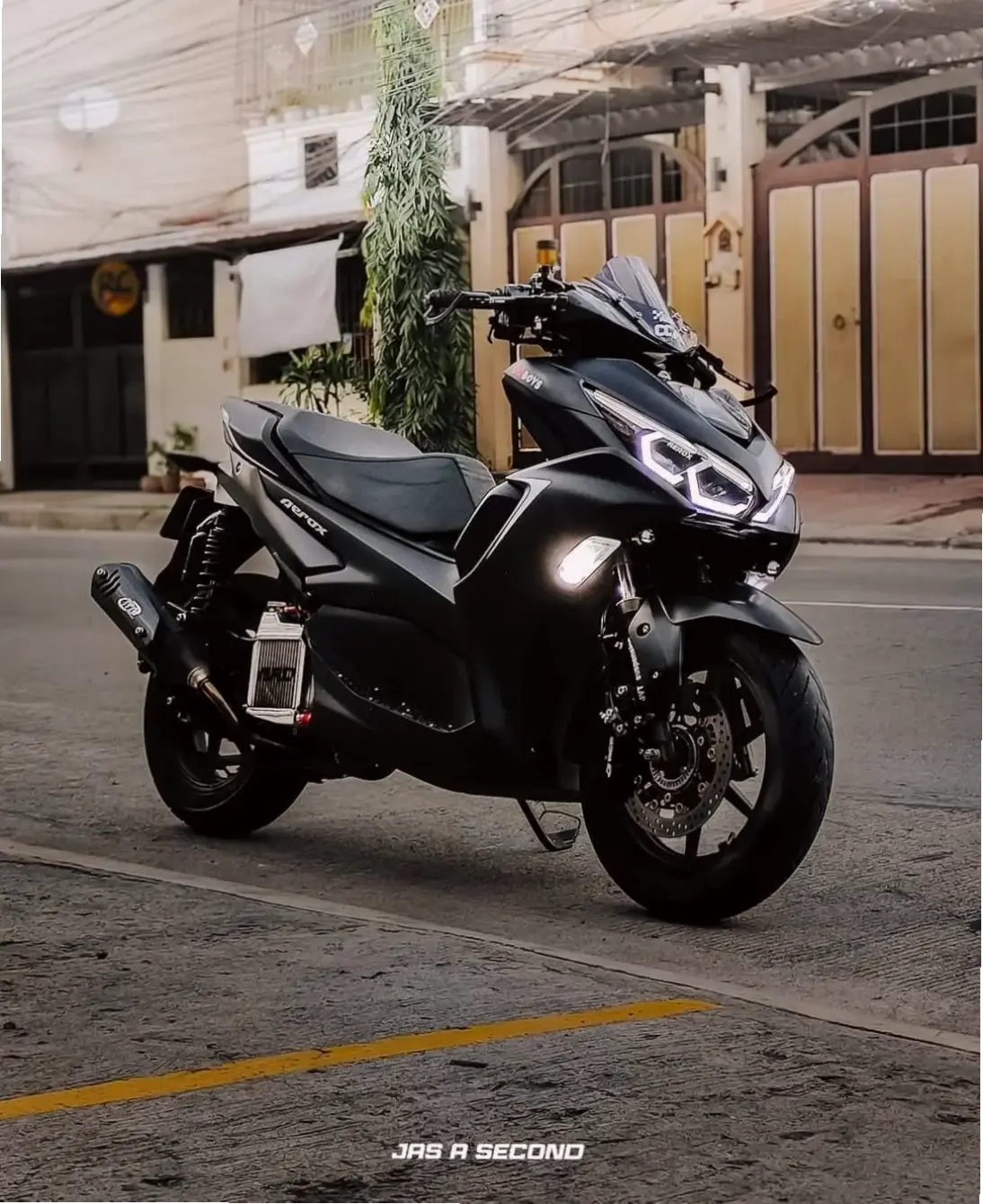 Sở hữu Yamaha Aerox Premium Bike để tận hưởng sự sang trọng và hiệu suất đỉnh cao trong từng chuyến đi!