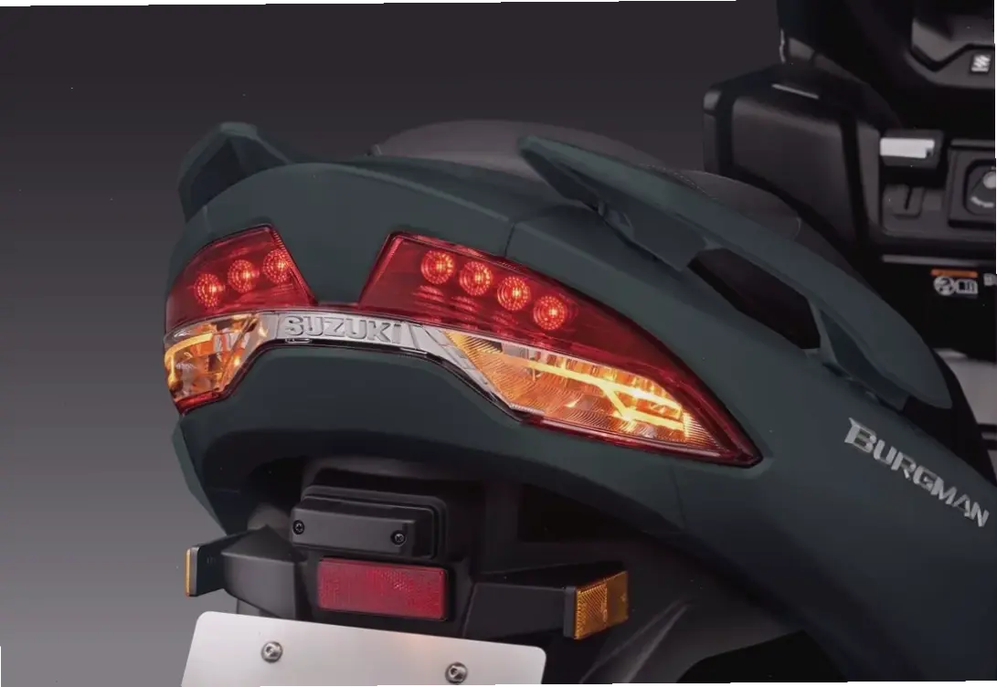 Suzuki Burgman Luxury Vehicle: Đẳng cấp sang trọng, hiệu suất cao, biểu tượng của sự thành công.