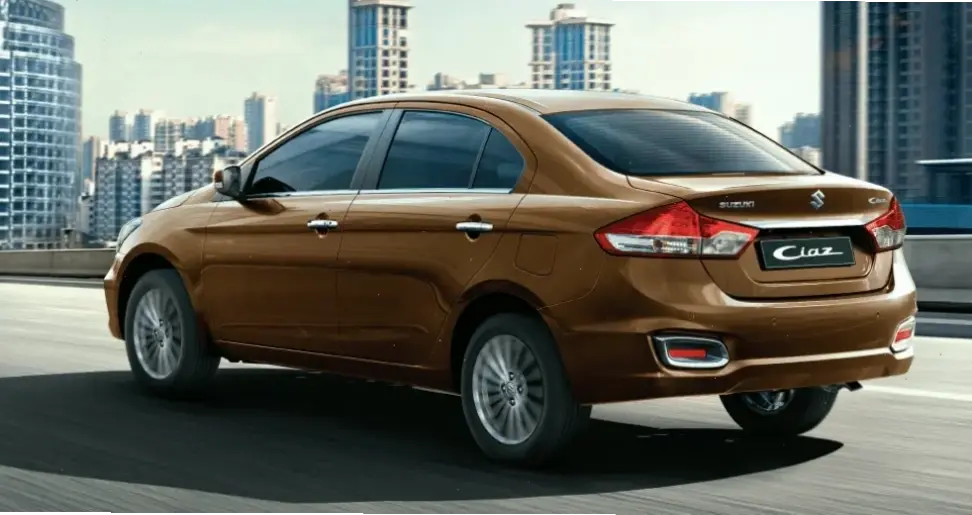 Suzuki Ciaz Compact Sedan: Thiết kế nhỏ gọn, tiện lợi và hiệu suất ấn tượng!