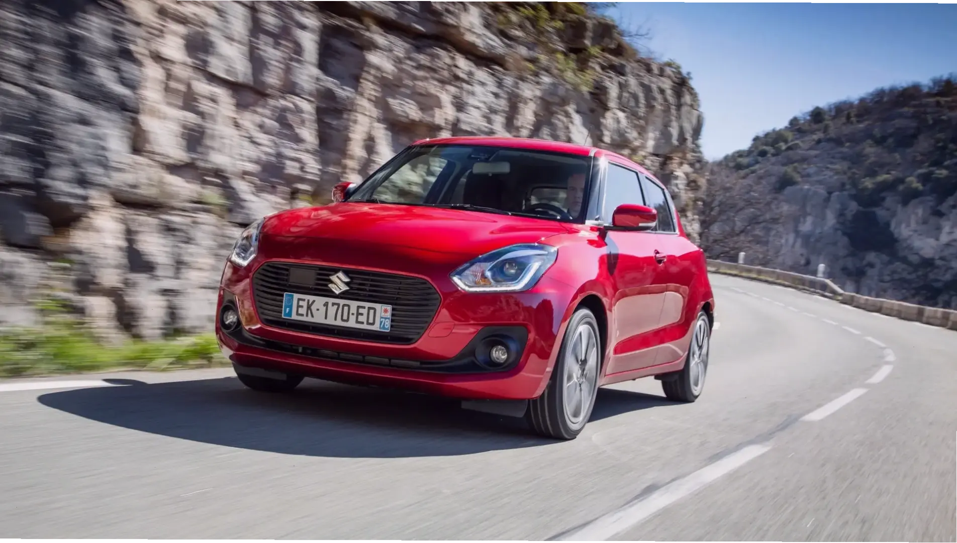 Suzuki Swift Urban Vehicle linh hoạt trong phố, dễ dàng di chuyển và an toàn tối đa cho cuộc sống đô thị!