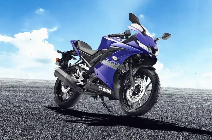 Tối ưu hóa hiệu suất bằng Yamaha R15 Performance Vehicle – xe đua đường phố với tốc độ và độ chính xác cao!