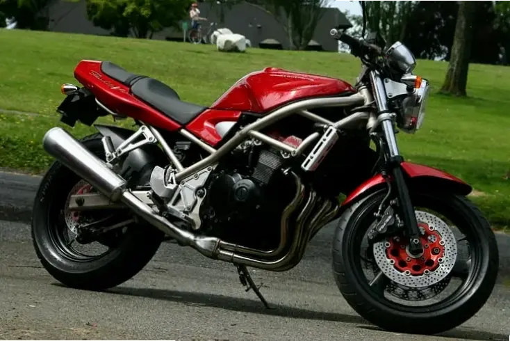 Tối ưu hóa tốc độ với Suzuki Bandit Performance Bike, mang đến hiệu suất cao và độ chính xác tuyệt vời.