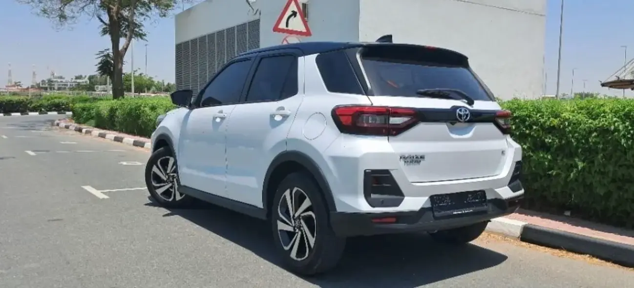 Toyota Raize Eco Car: Xe thân thiện môi trường, tiết kiệm năng lượng và hiệu suất cao!