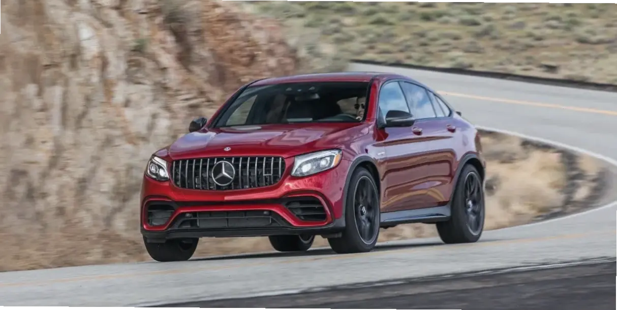 Trải nghiệm Mercedes-Benz GLC AMG Vehicle, sức mạnh thể thao và phong cách đẳng cấp.