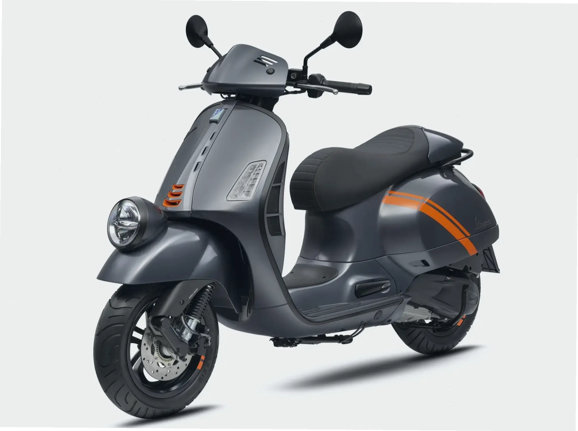 Vespa GTV 2023 Model: Mẫu xe mới với công nghệ hiện đại và thiết kế tinh tế, sẵn sàng chinh phục!