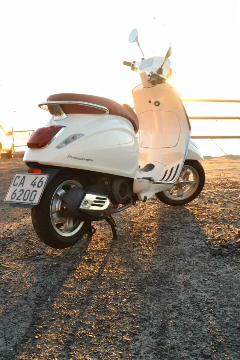 Vespa Primavera Premium Bike: Sự sang trọng đẳng cấp với chi tiết tinh tế vượt trội!