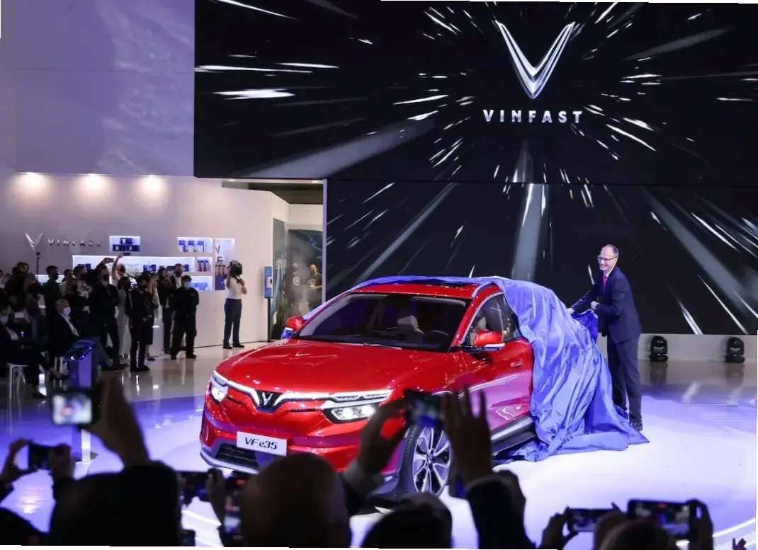 VinFast LUX A2.0 Eco Vehicle thân thiện với môi trường, kết hợp hiệu suất cao và tiết kiệm năng lượng tối ưu.