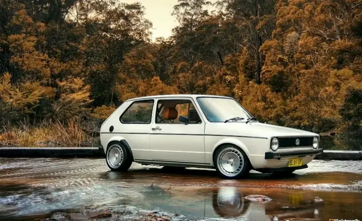 Volkswagen Golf Classic Car: Di sản kinh điển kết hợp công nghệ hiện đại, mang đến sự bền vững.