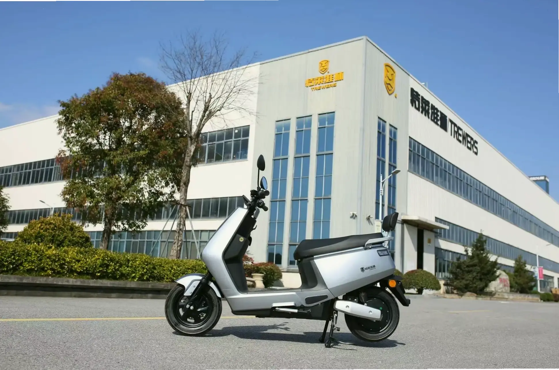 Yadea S3 Pro Affordable Electric: Giá cả hợp lý cho phương tiện xanh, tiết kiệm và hiệu quả.