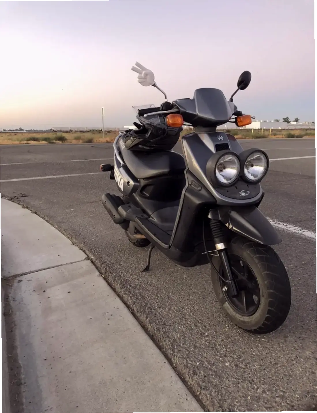 Yamaha Zuma Sport Motorcycle: Tốc độ ấn tượng, thiết kế thể thao, mang đến sự hứng khởi cho mọi chuyến đi!