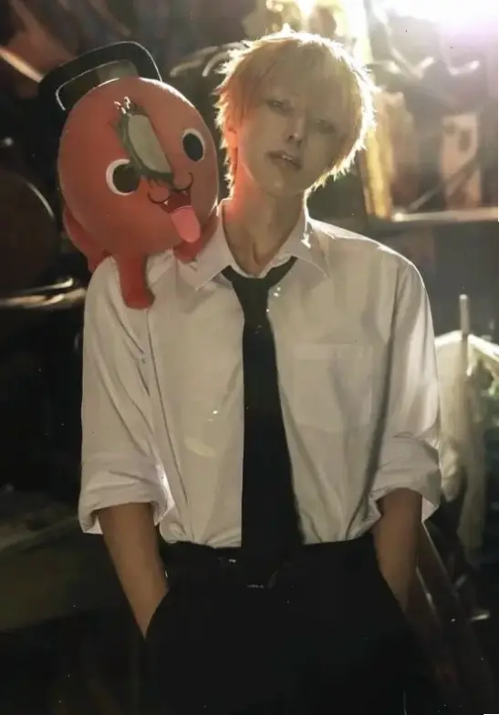 Cosplay Denji Chainsaw Man: Hãy hóa thân thành Denji với trang phục cưa máy độc đáo và hấp dẫn!