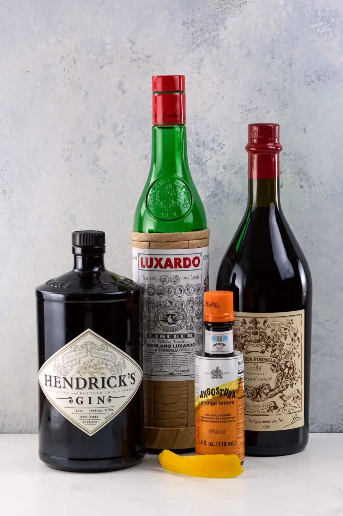 Gin vs Vermouth: Cuộc đấu trí giữa hai thành viên Tổ chức Áo Đen, với những bí mật hấp dẫn trong Detective Conan.