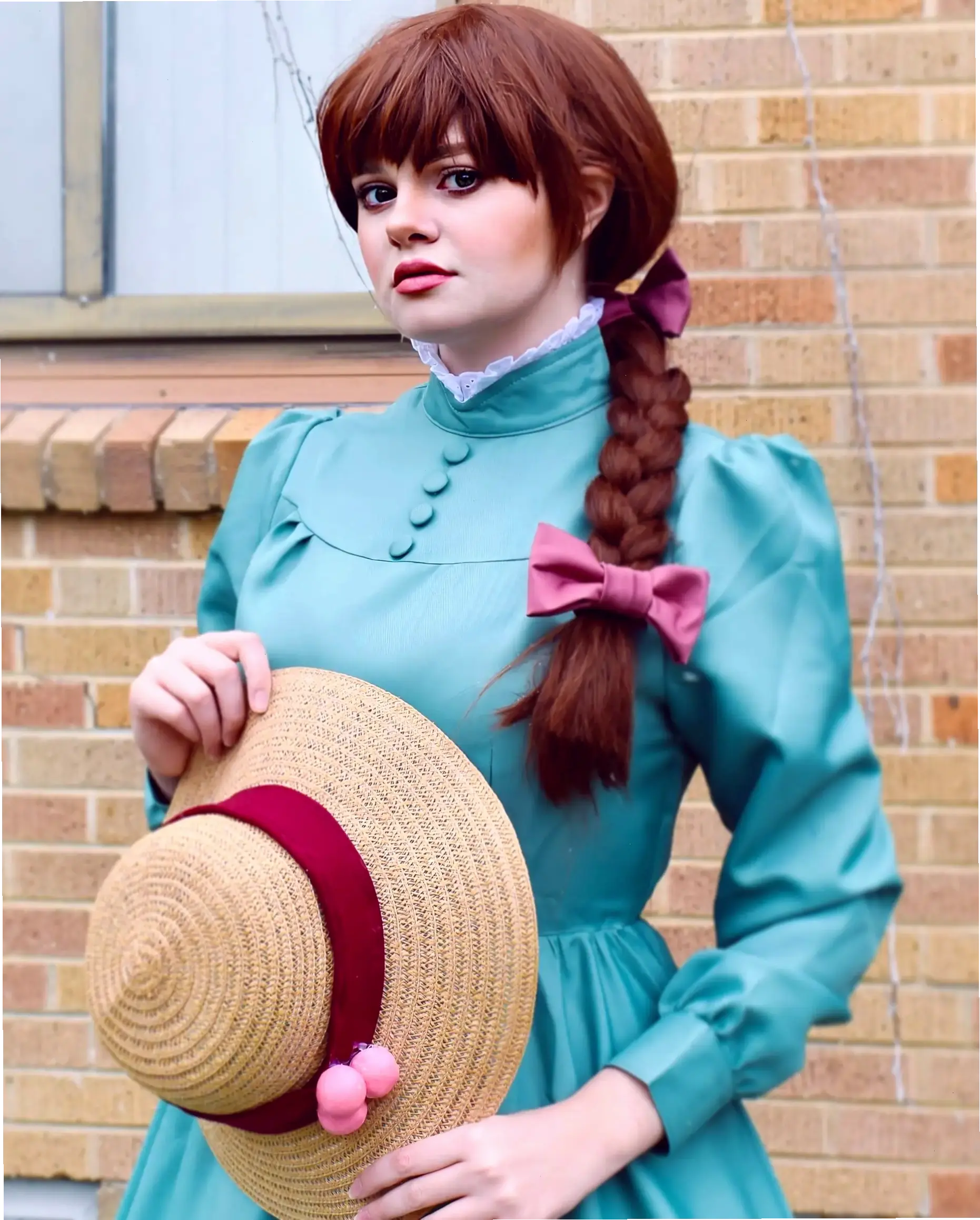 Mái tóc của Sophie Hatter thay đổi kỳ diệu, biểu tượng cho sự trưởng thành trong Howl's Moving Castle.