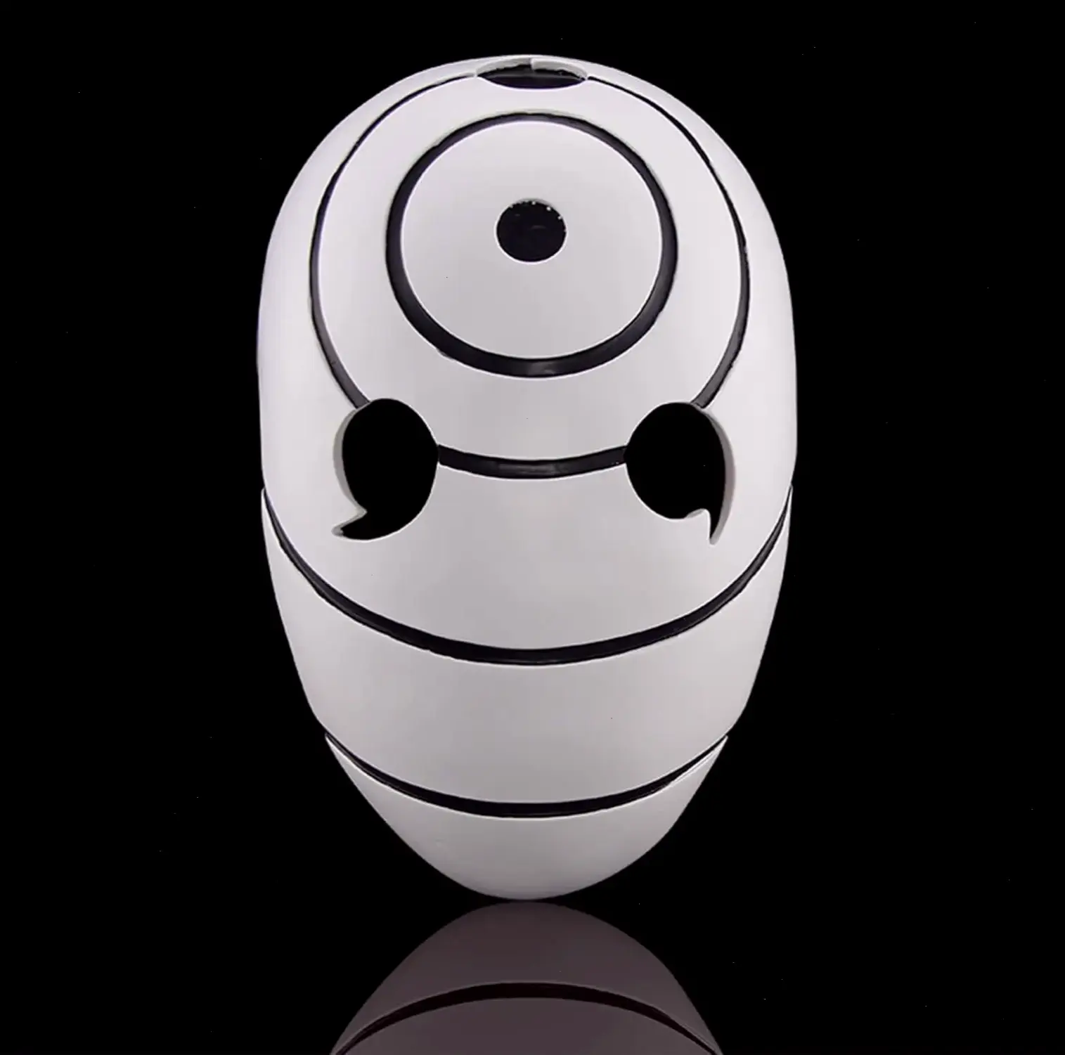 Obito Mặt Nạ: Hình ảnh Obito với mặt nạ, thể hiện sự nguy hiểm và sức mạnh huyền thoại.