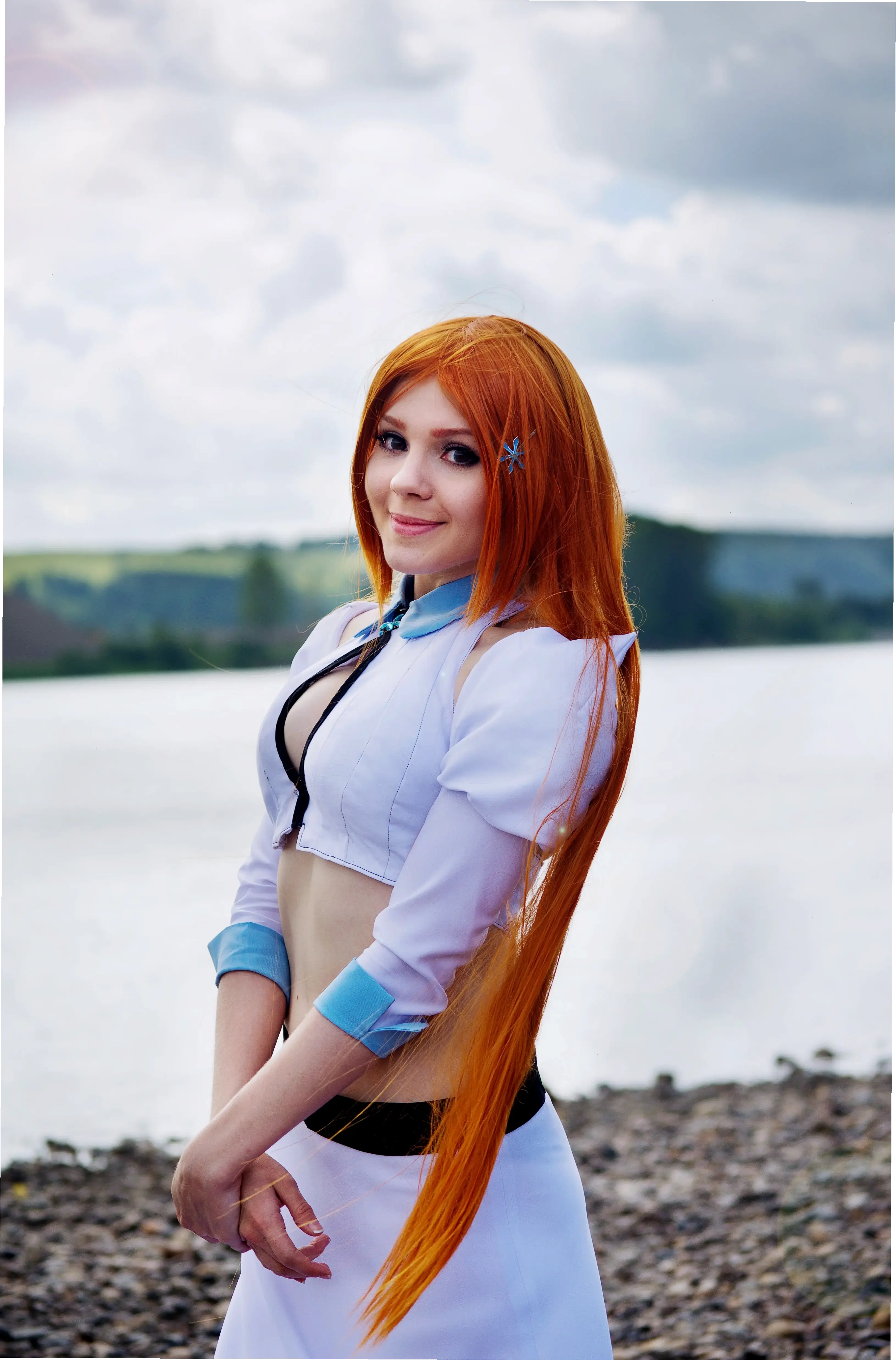 Orihime cosplay: Biến thành nhân vật Bleach với trang phục độc đáo, mang lại niềm vui bất tận.